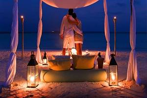Goa Honeymoon packages, Book beach resorts in Goa, Goa honeymoon cottages, Honeymoon packges for Goa, Holidays in Goa, Tour packages for Goa,Rent a car in Goa for sightseeing, Boat cruise in Goa